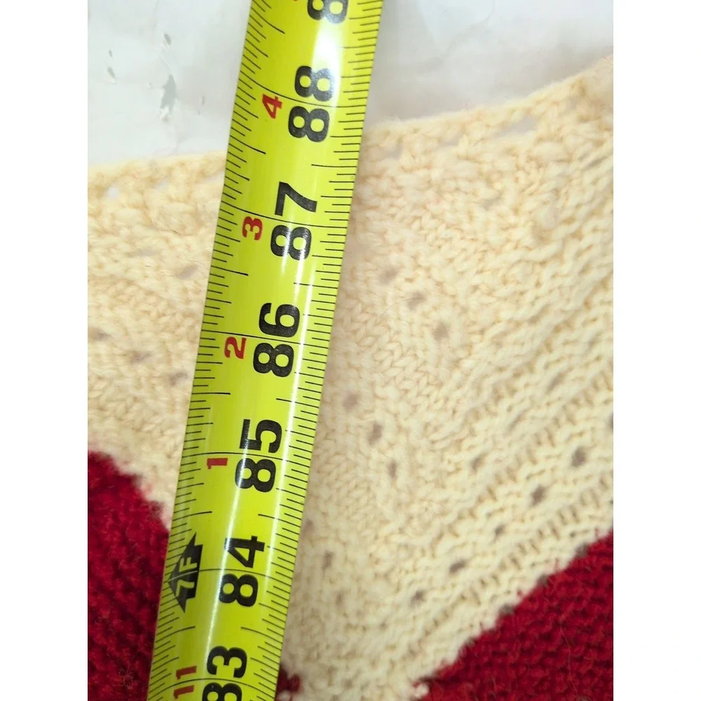 VTG  Granny Nantucket Poinsettia Afghan 87
